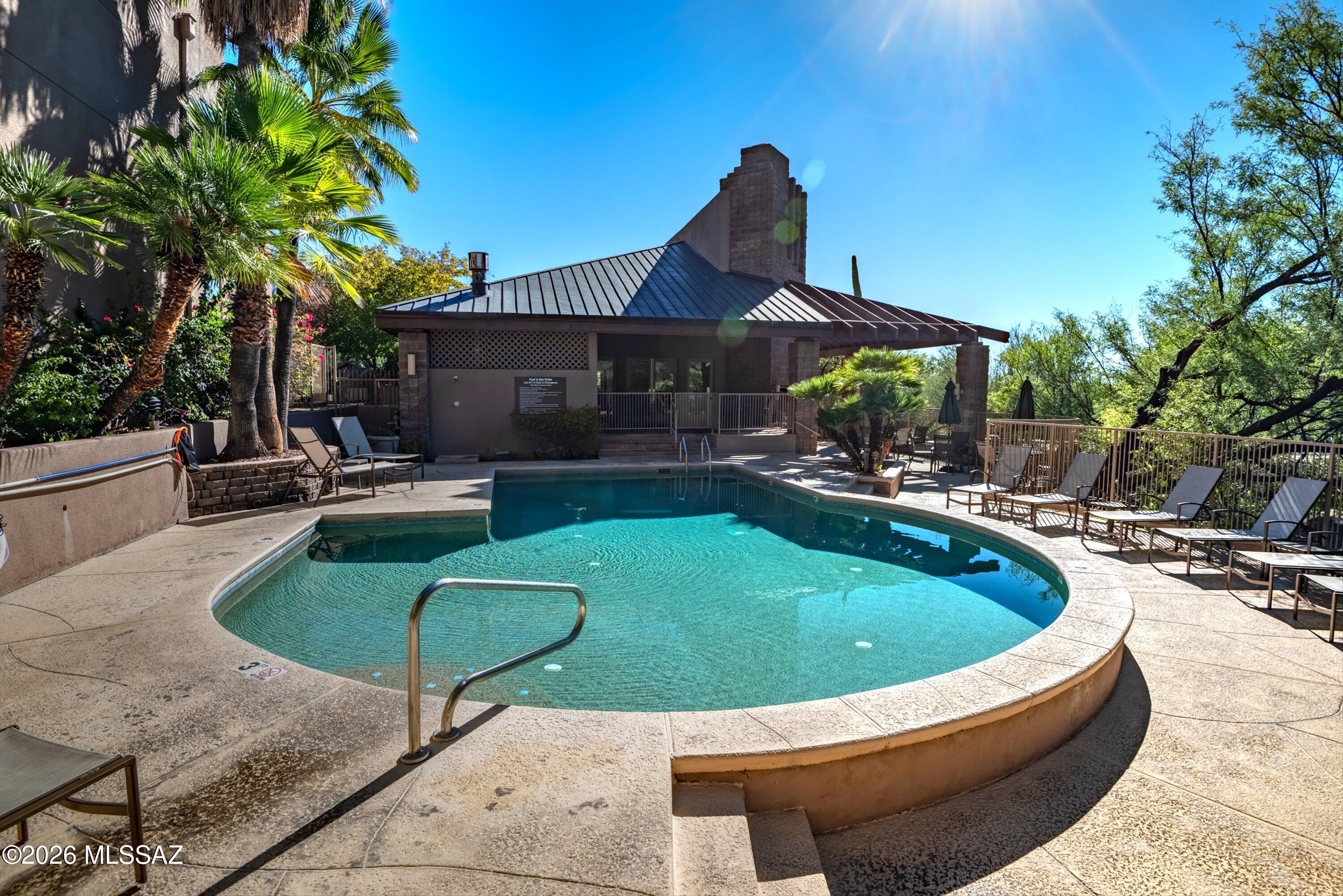 6655 N Canyon Crest Drive 1102