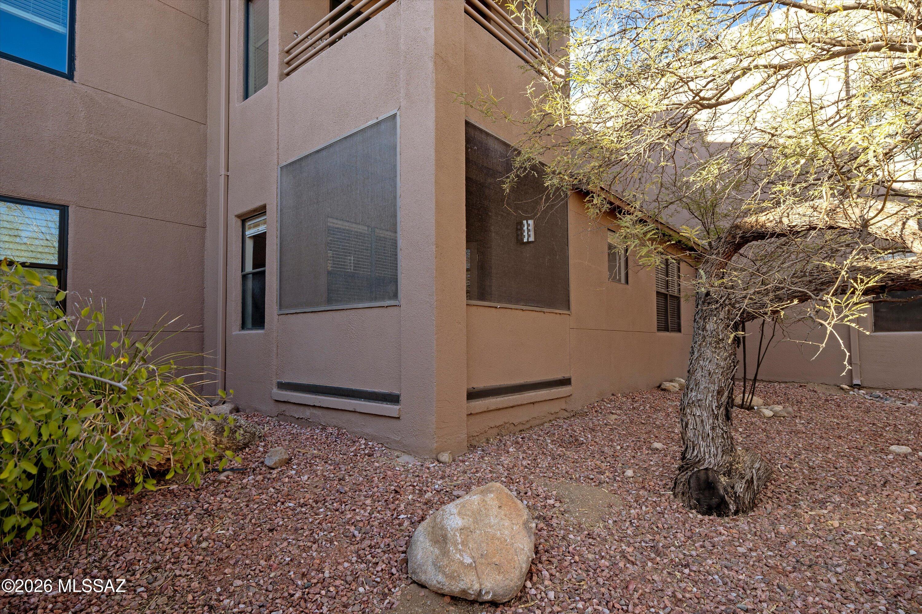 6655 N Canyon Crest Drive 1102