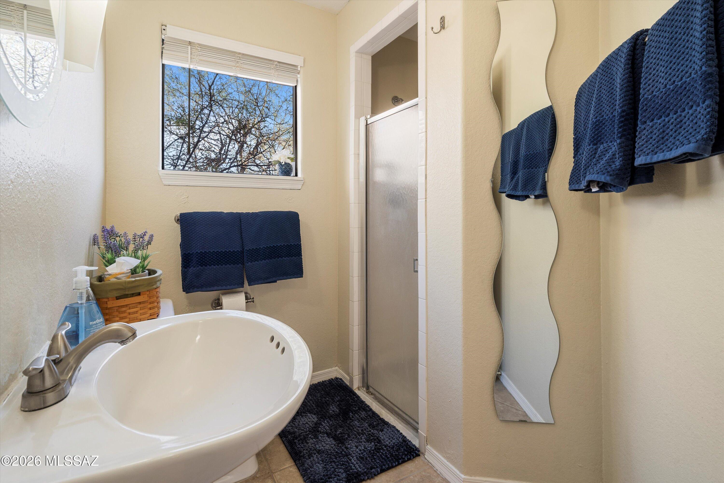 6655 N Canyon Crest Drive 1102
