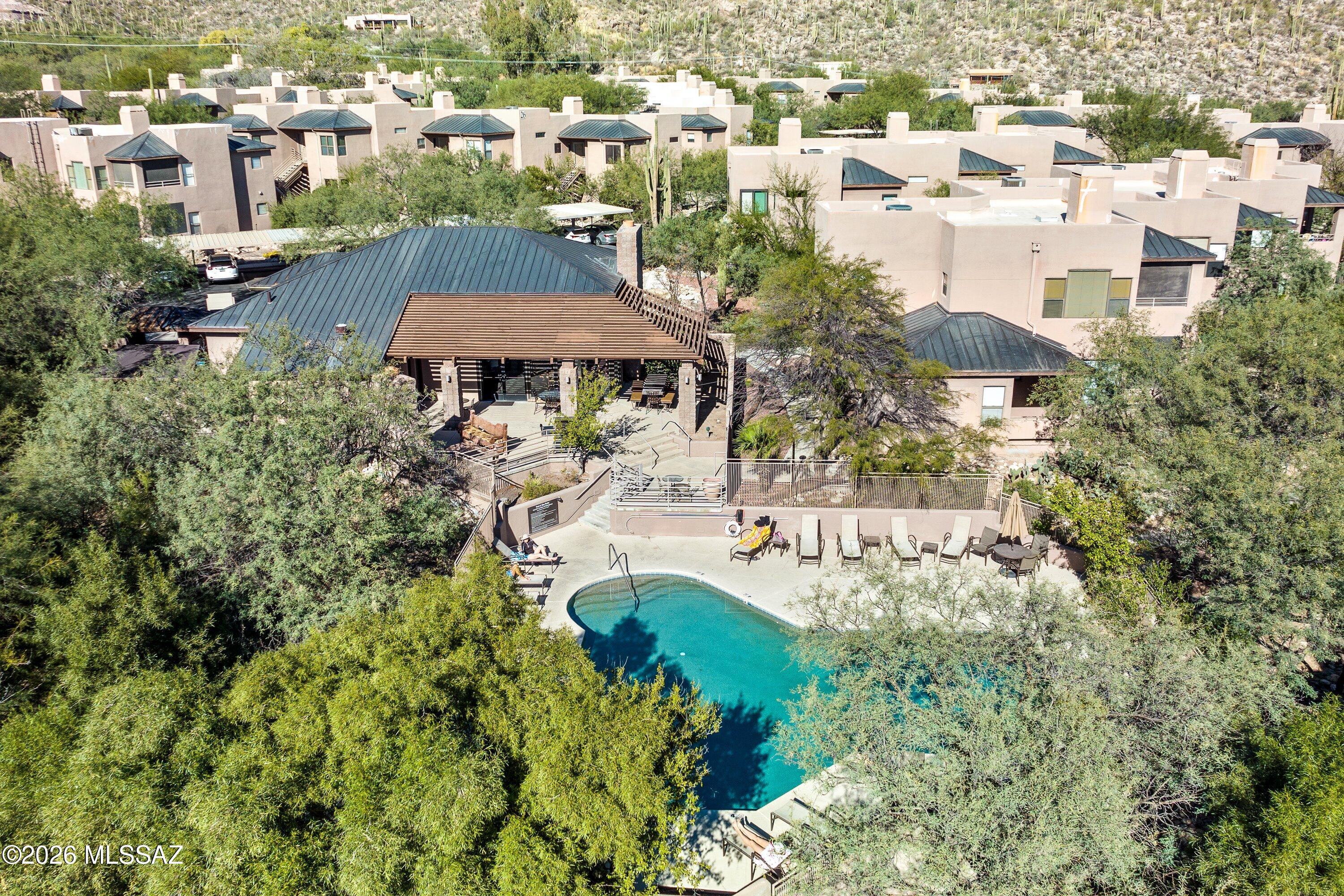 6655 N Canyon Crest Drive 1102
