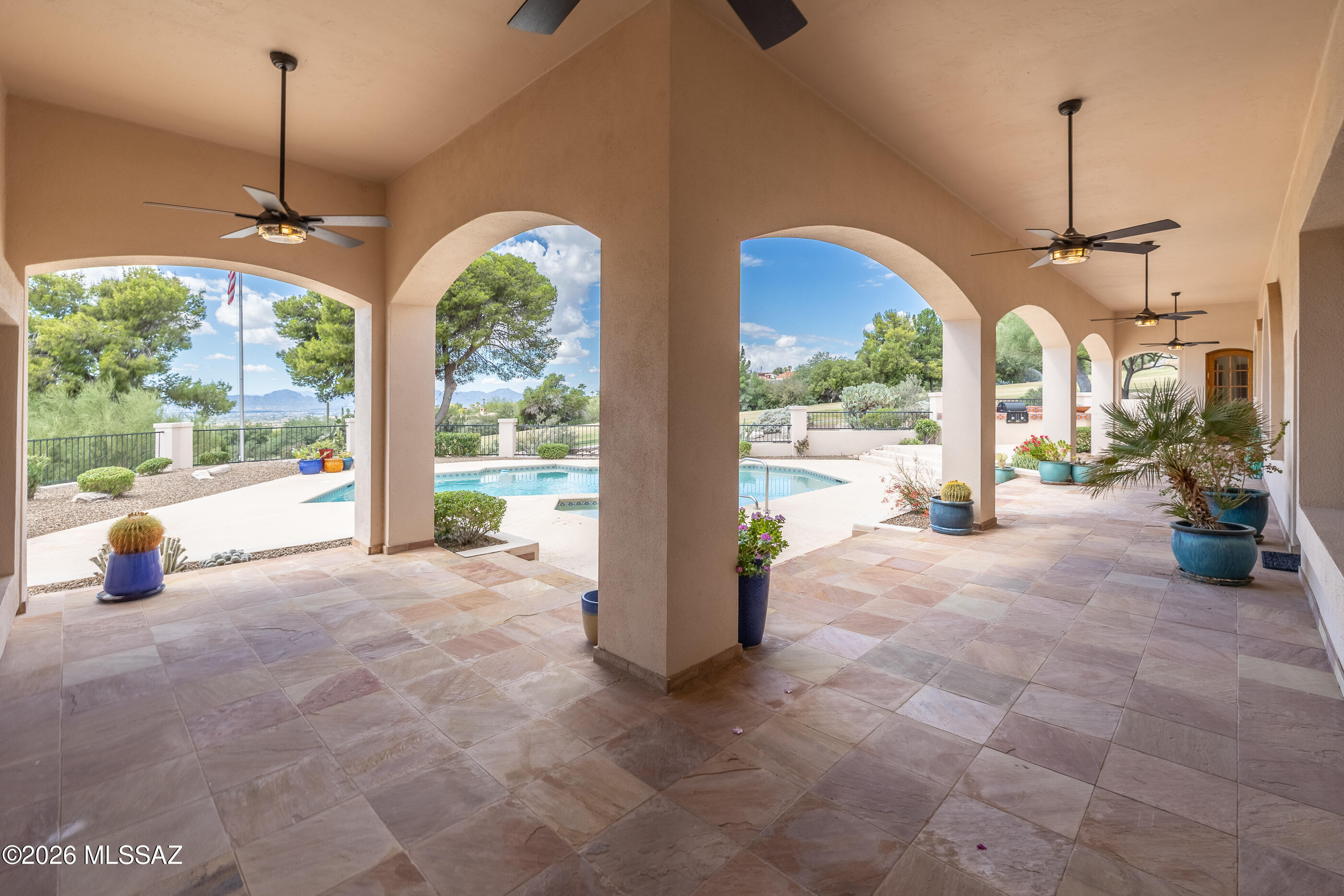 5465 E Gleneagles Drive