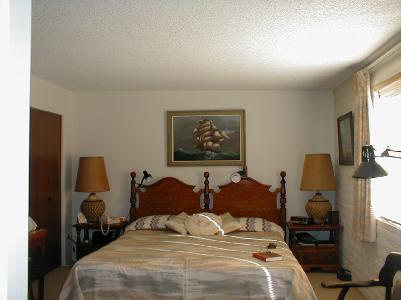 6208 N Placita Pomona