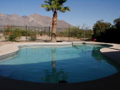 10240 N Camino Valdeflores