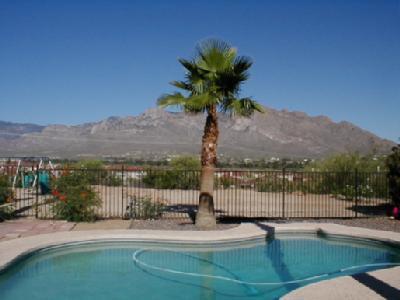 10240 N Camino Valdeflores