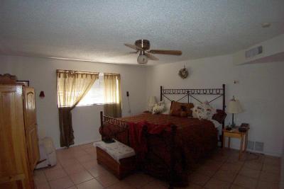 1634 E COPPER Street