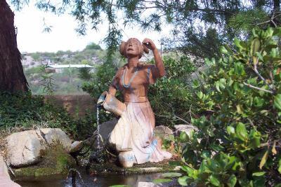 5202 W Calle Montuoso