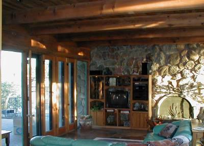 7600 N Village Avenue