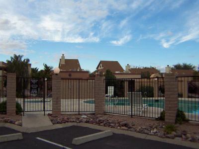 2750 W Cattail Place