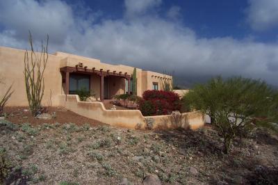 6290 N PASEO VALDEAR