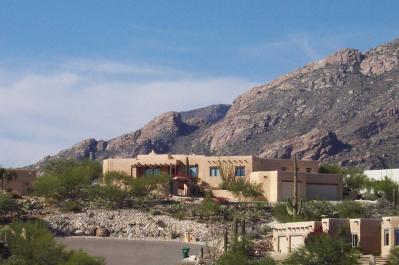 6290 N PASEO VALDEAR