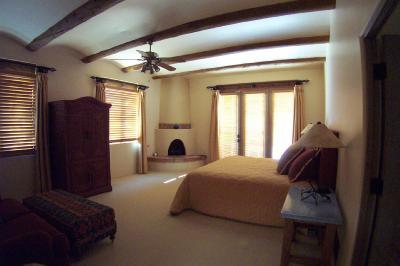 6290 N PASEO VALDEAR