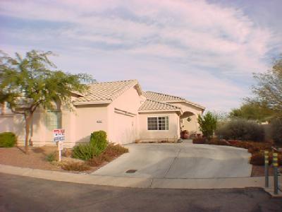 1402 W Cathedral Way