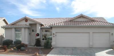 2033 W Three Oaks Drive