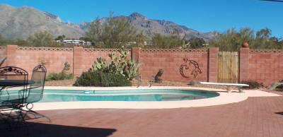 7320 N Village Avenue