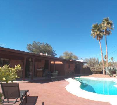 7320 N Village Avenue