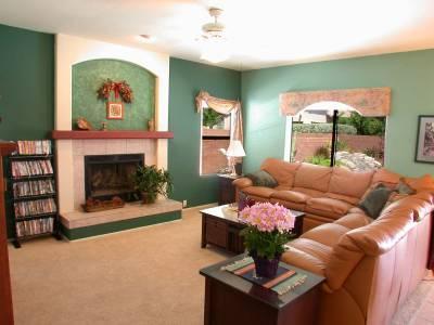 1860 W Serenade Street