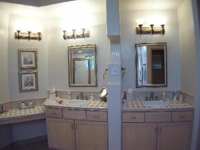 6416 N Desert Wind Circle