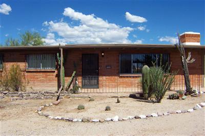 3320 N View Crest Drive