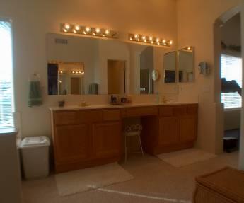 1901 W Serenade Street