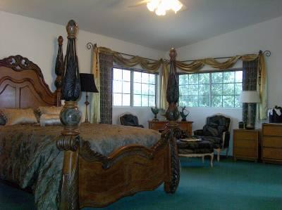 1124 W Wild Dune Lane