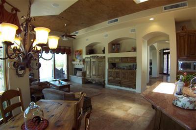 6153 E Avenida De Kira