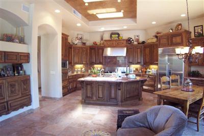 6153 E Avenida De Kira