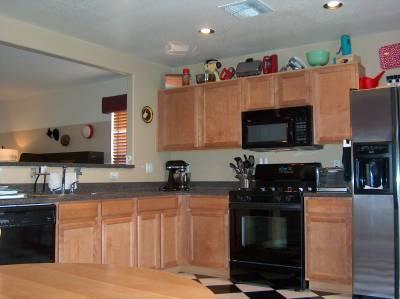 727 W Buffalo Grass Drive