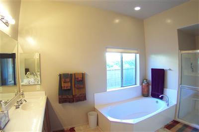 6123 N Campo Abierto