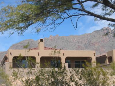 6123 N Campo Abierto