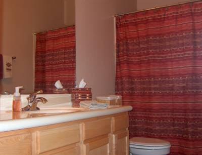 290 W Klinger Canyon Drive