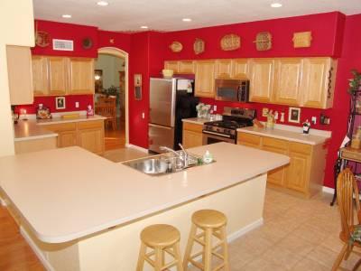 1880 W Moonshadow Street