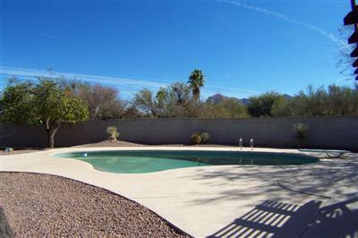 7422 N San Anna Drive