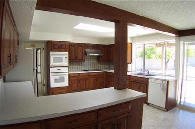 7422 N San Anna Drive