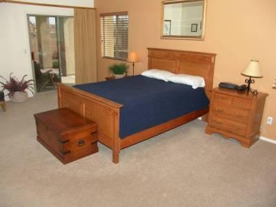 7926 N Iron Ridge Drive