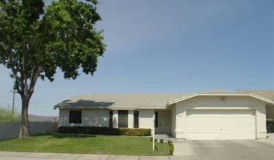 9631 N Vendone Avenue