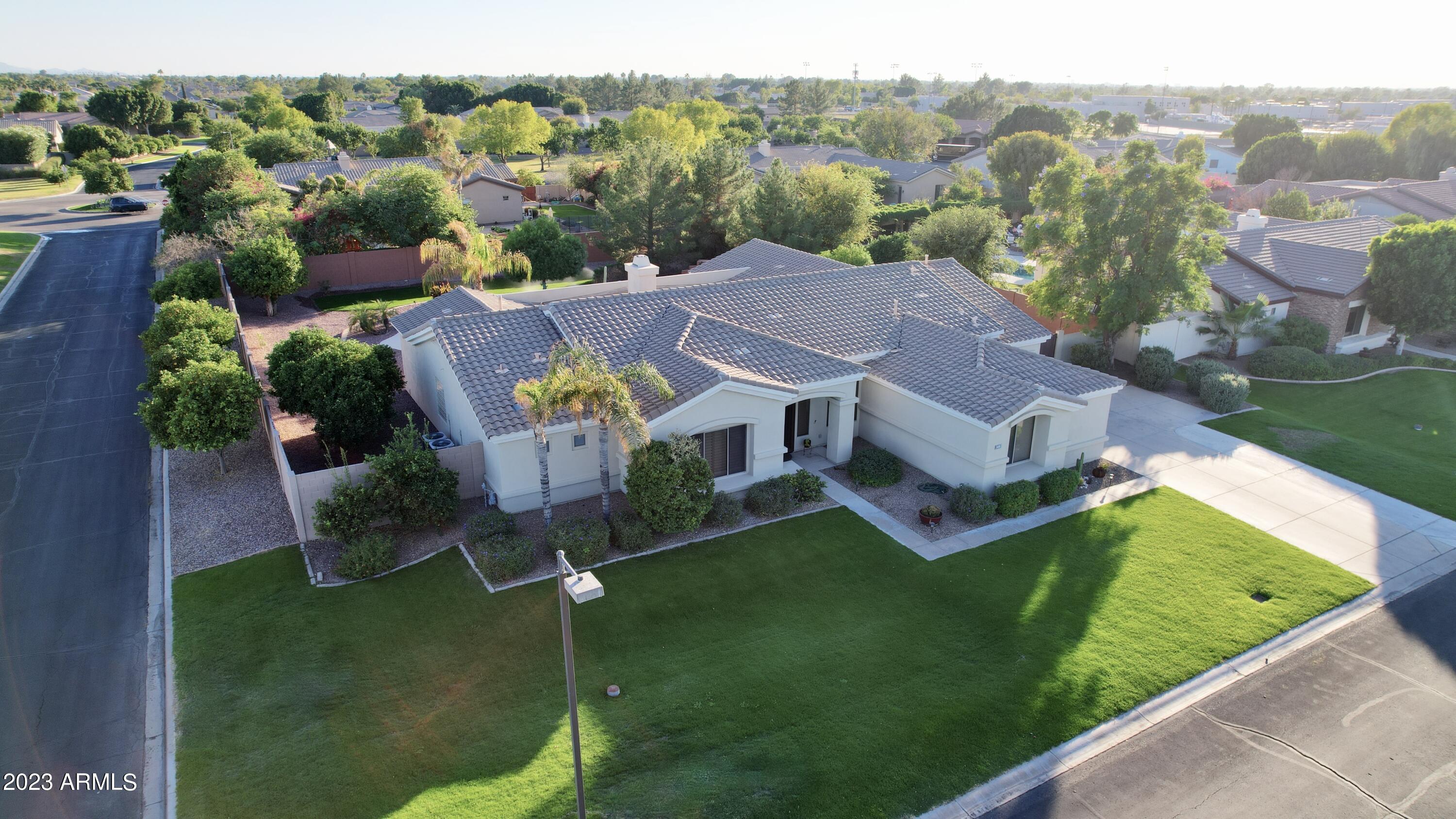 3459 E Norwood Circle