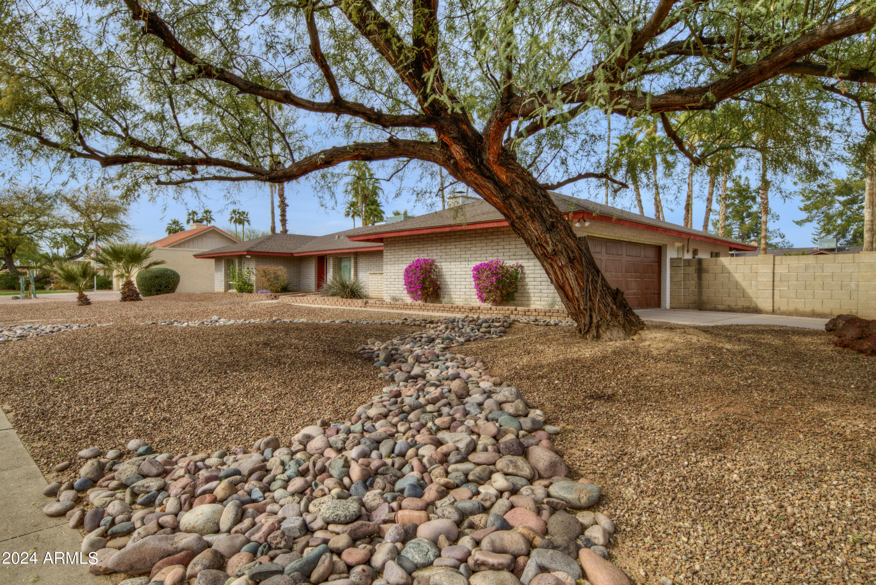 5074 E Cholla Street