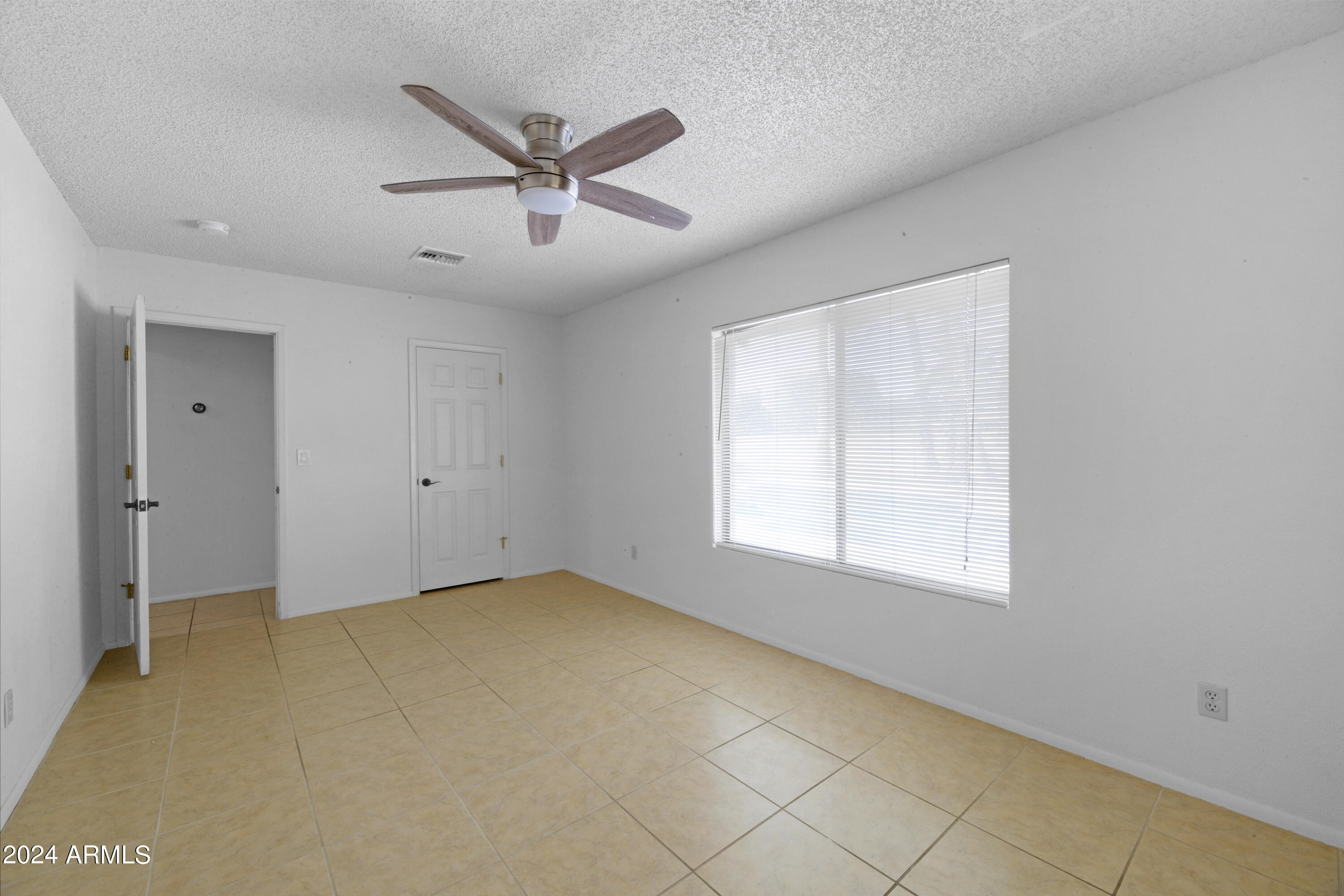 5074 E Cholla Street