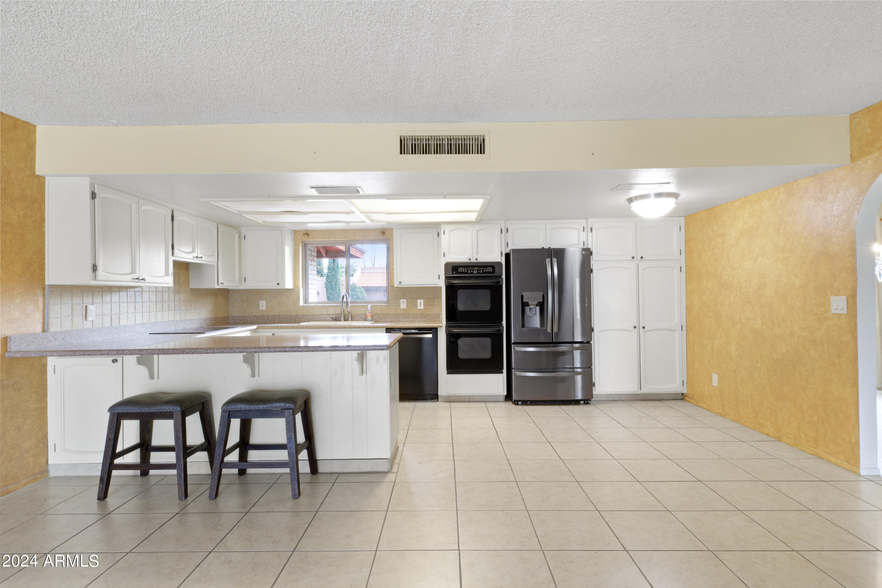 5074 E Cholla Street