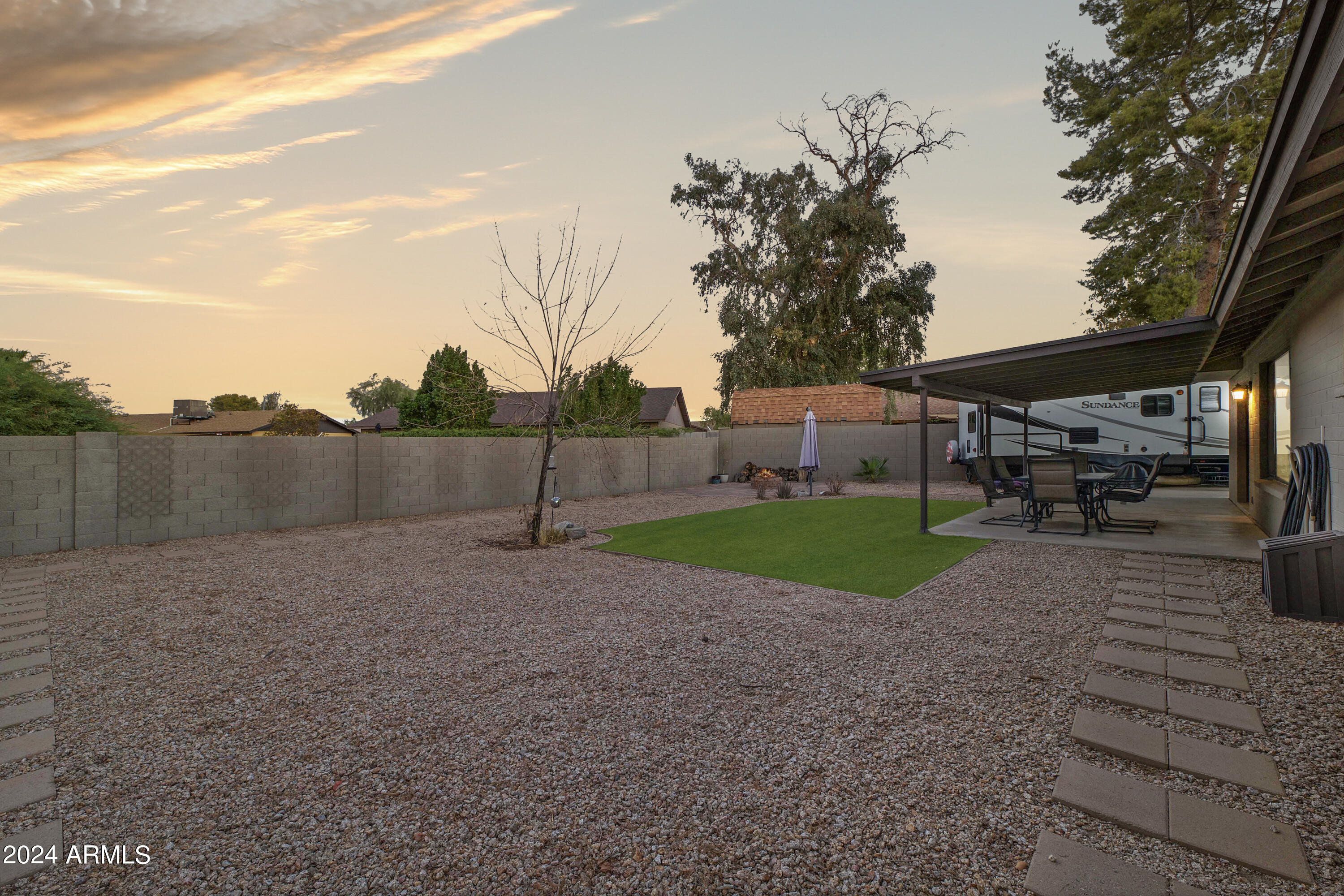 16637 N Landis Lane