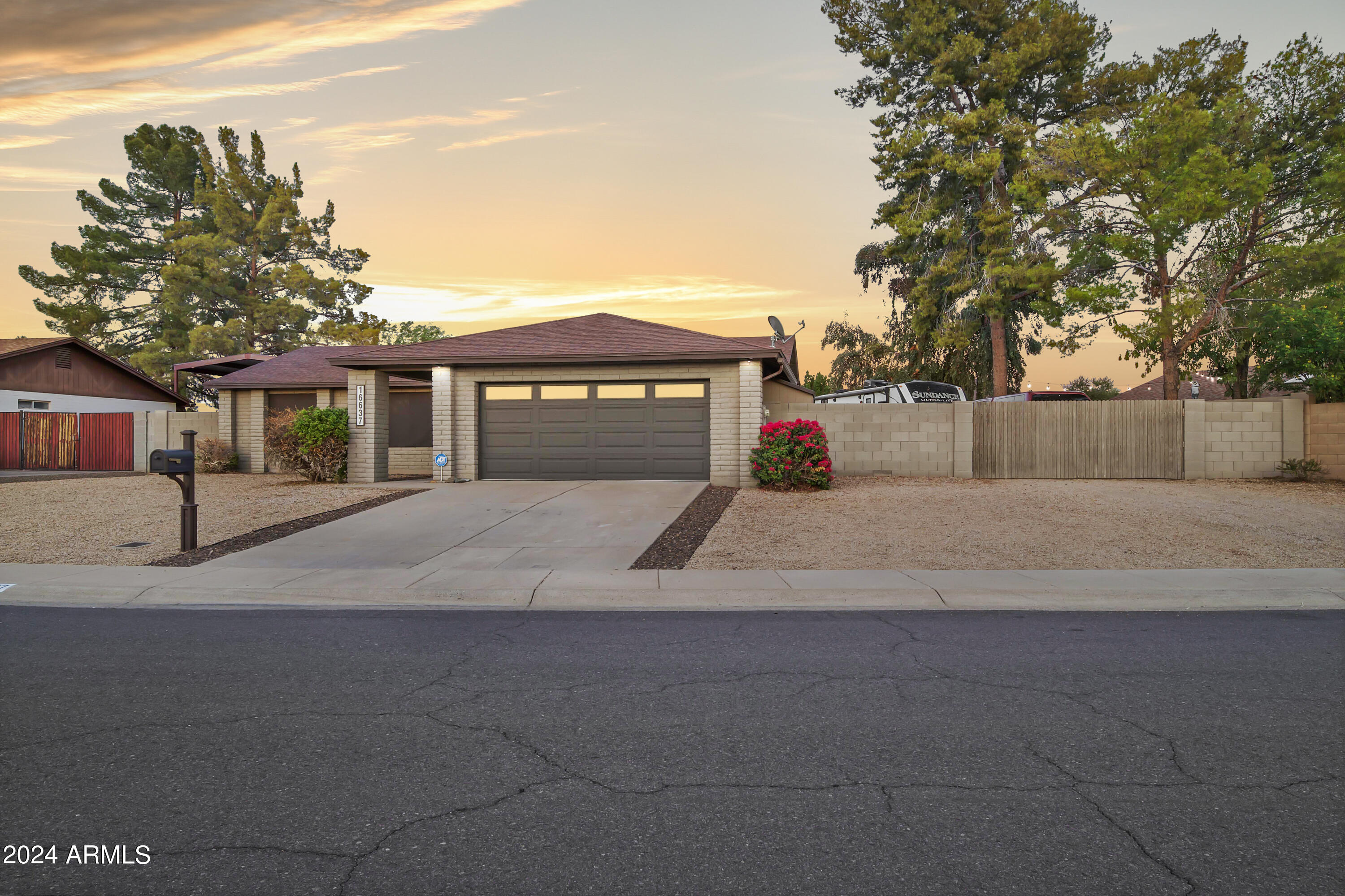 16637 N Landis Lane