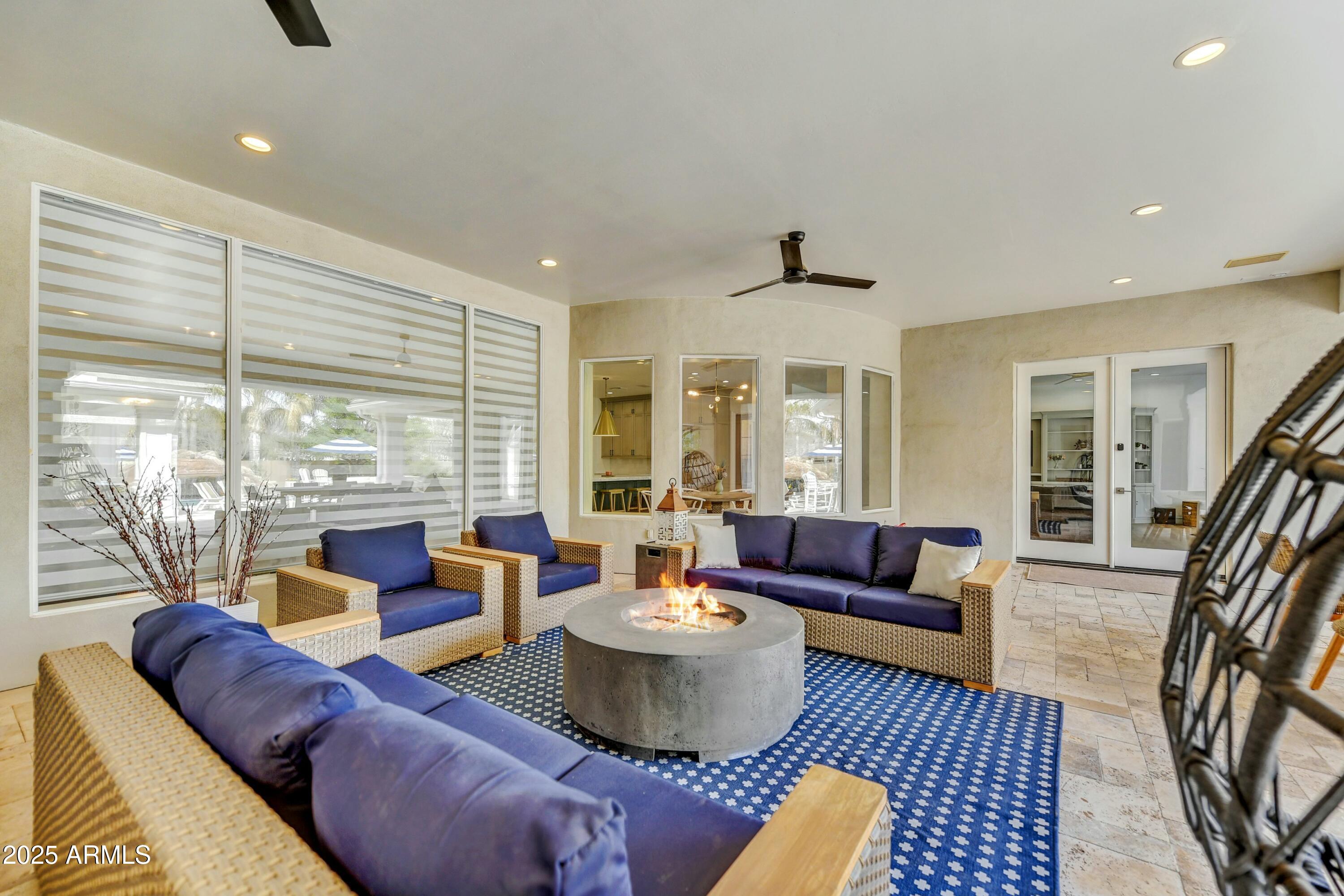 3120 E WATERMAN Court