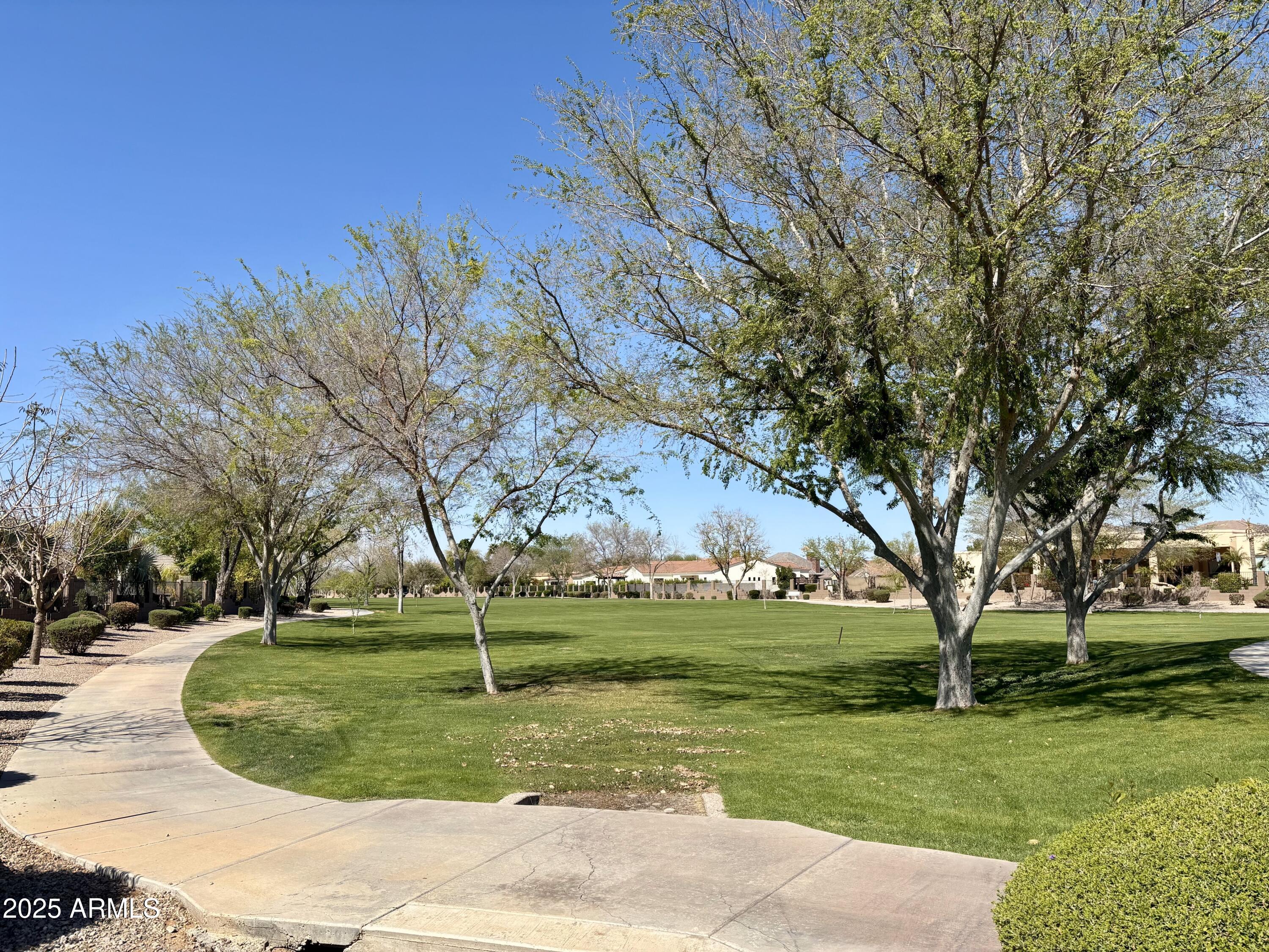 3120 E WATERMAN Court