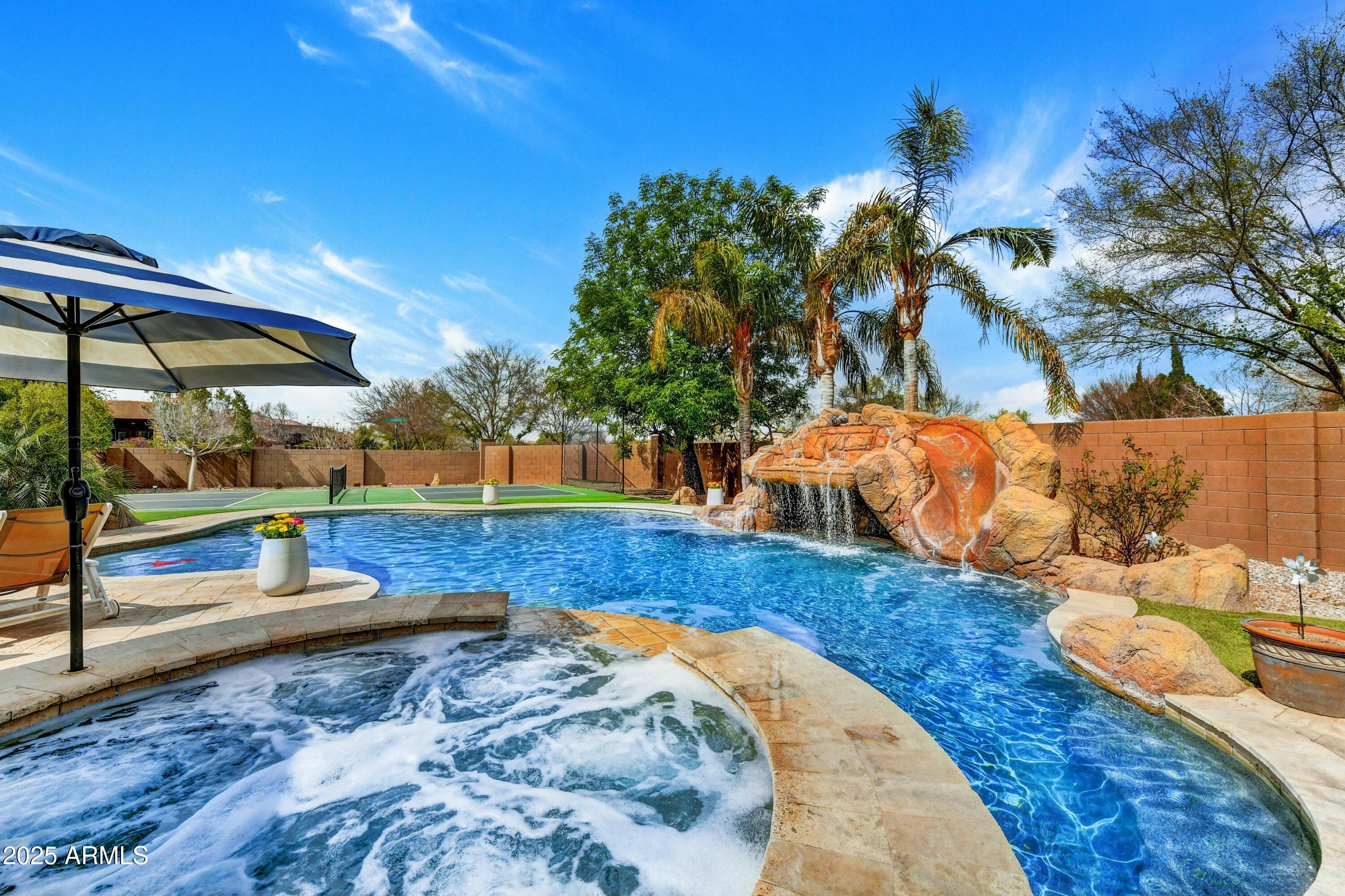3120 E WATERMAN Court