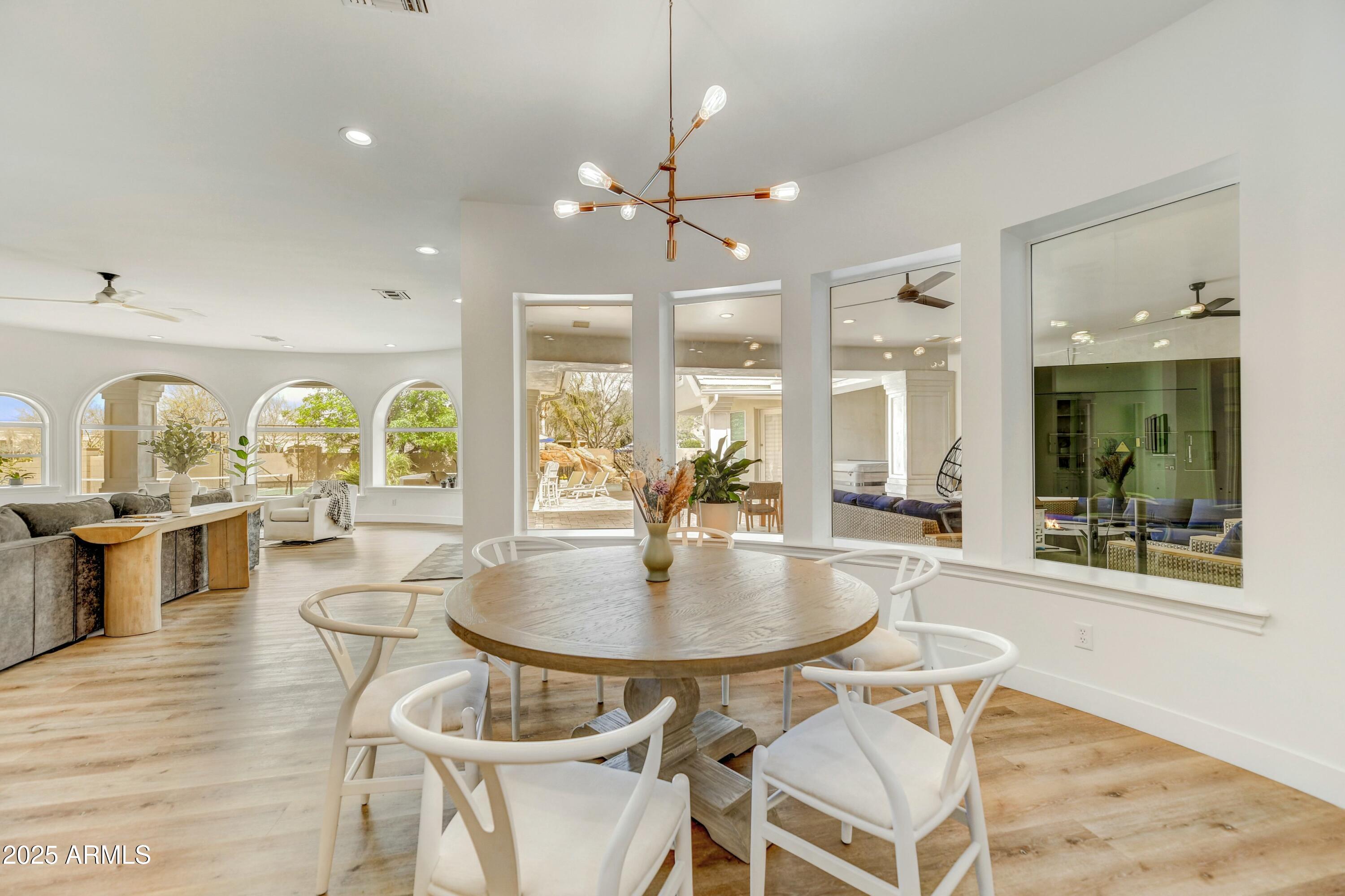 3120 E WATERMAN Court