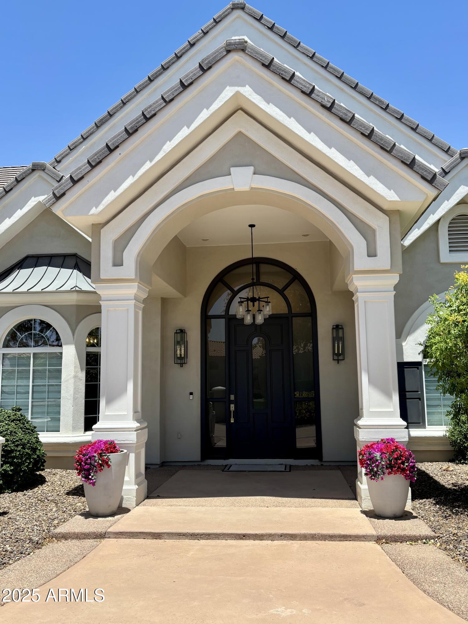 3120 E WATERMAN Court