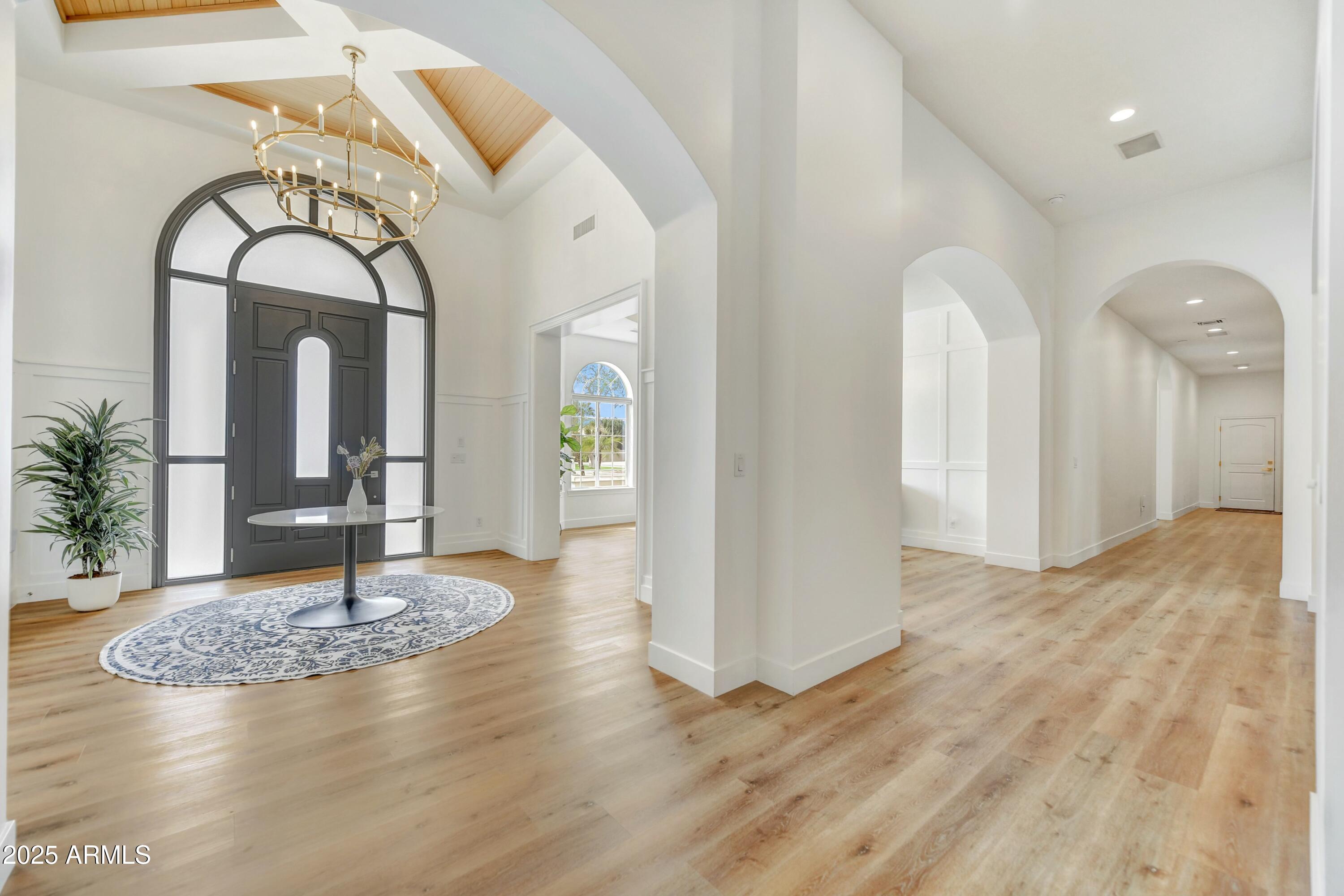 3120 E WATERMAN Court