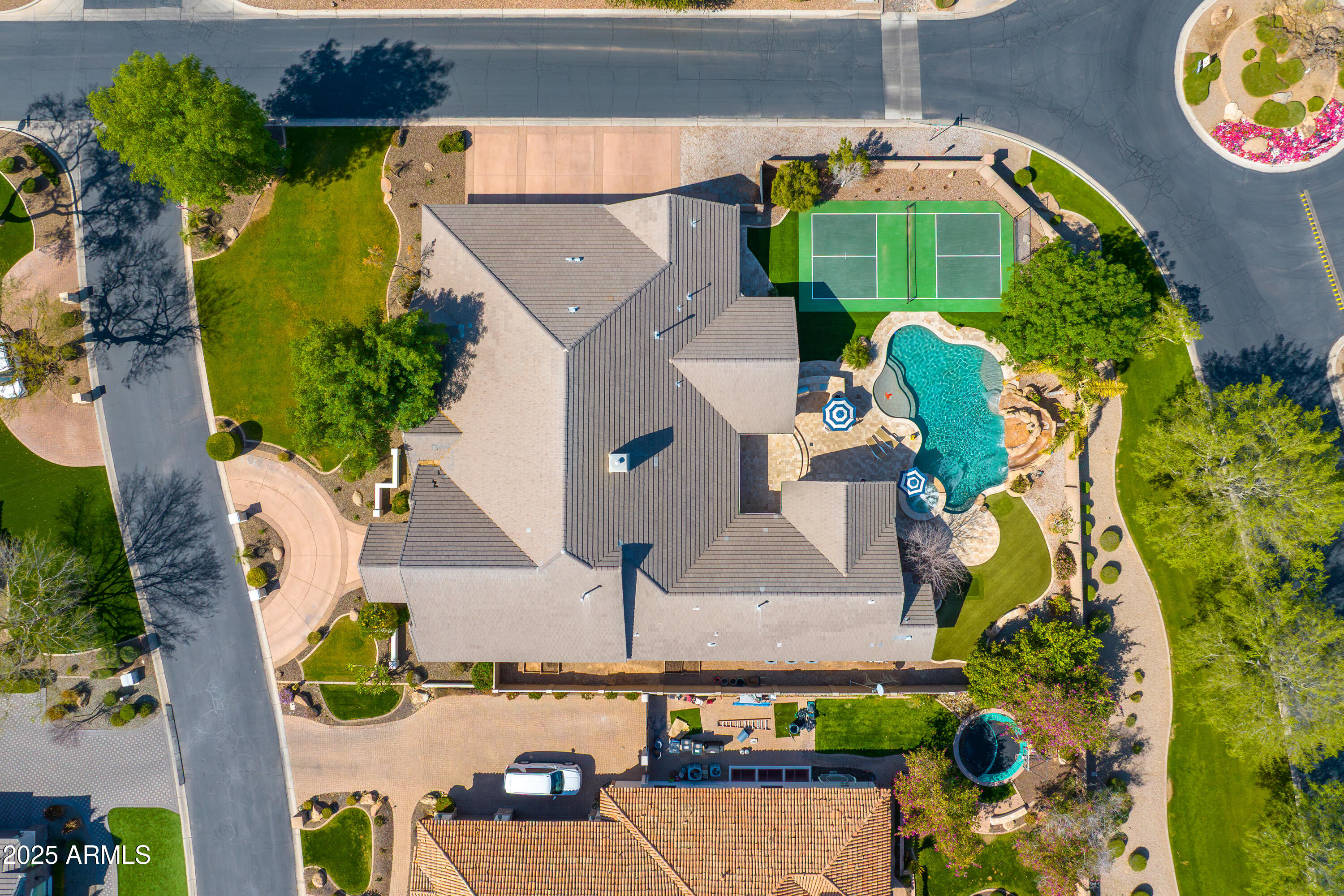 3120 E WATERMAN Court