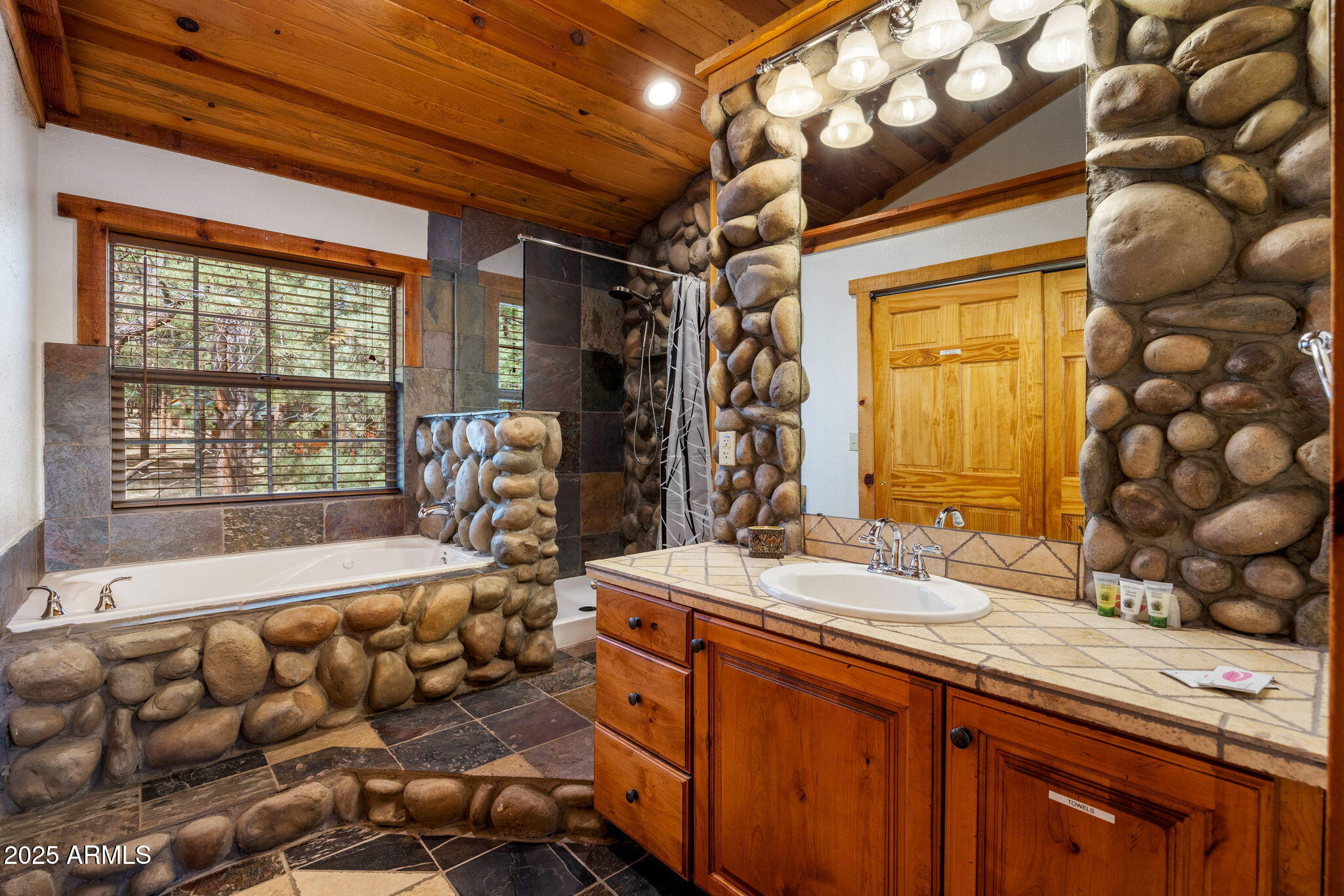 576 COUNTY ROAD 1122