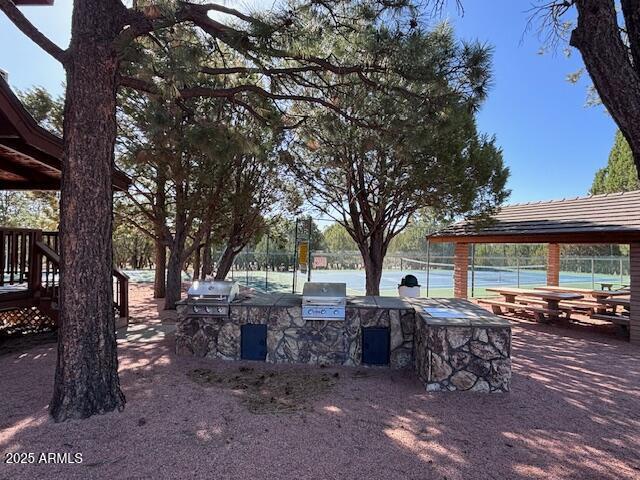 2806 SKYHAWK Drive